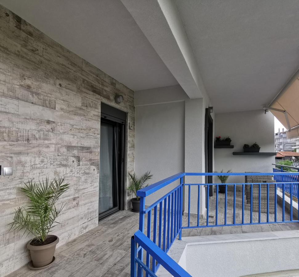Family Apartment Zornitsa Nea Fokea Exterior photo